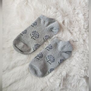 Gray socks with blue hydrangea flowers